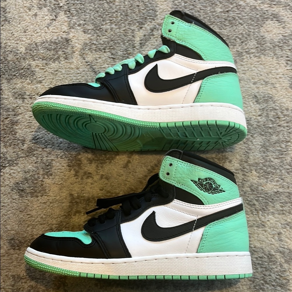 Nike Air Jordan High Tops - Mint and Black